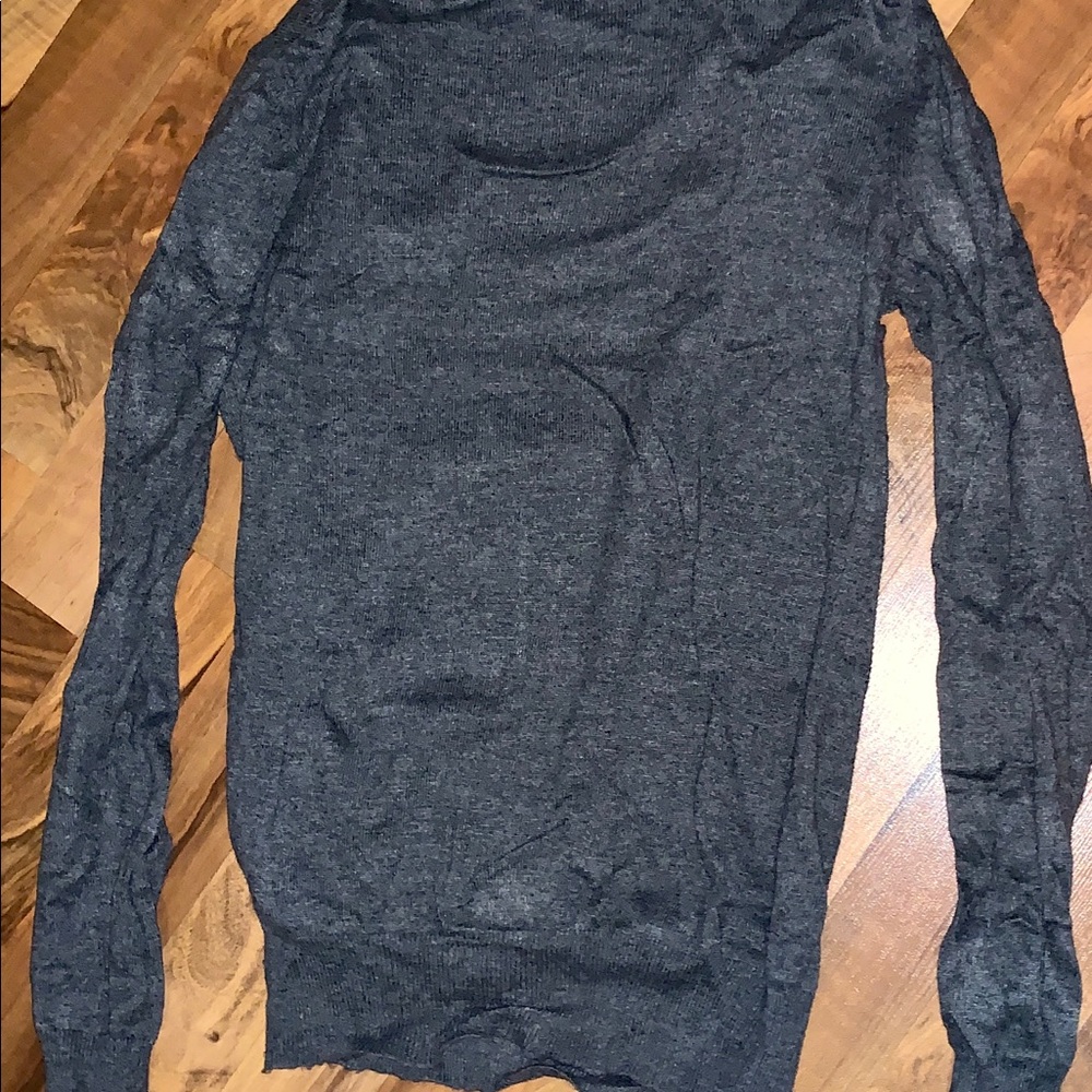 Grey long sleeve - Picture 2 of 2
